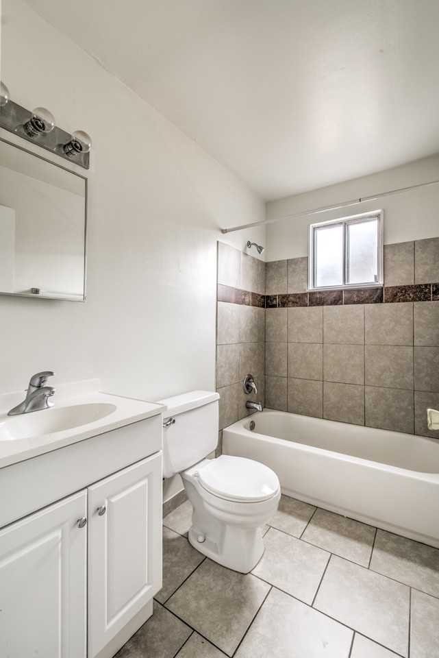 Building 3 E. Rock Creek Road - Photo 2 of 6