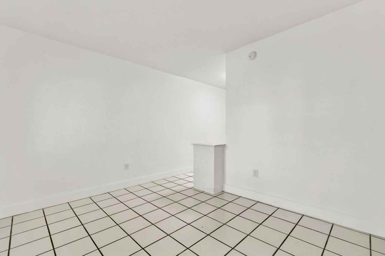 426 Santander Ave. - Photo 2 of 11