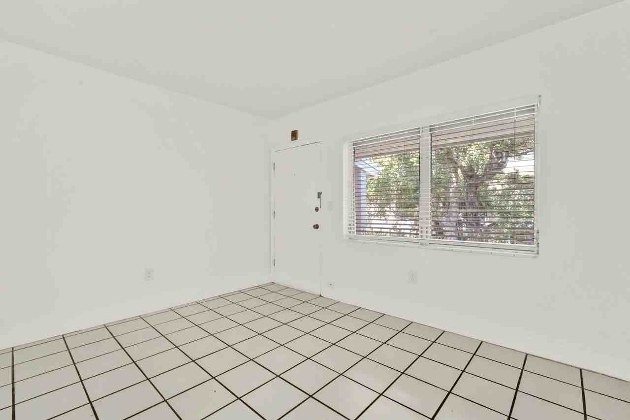 426 Santander Ave. - Photo 3 of 11