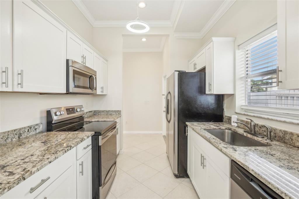 23091 Sunfield Drive - Photo 2 of 9