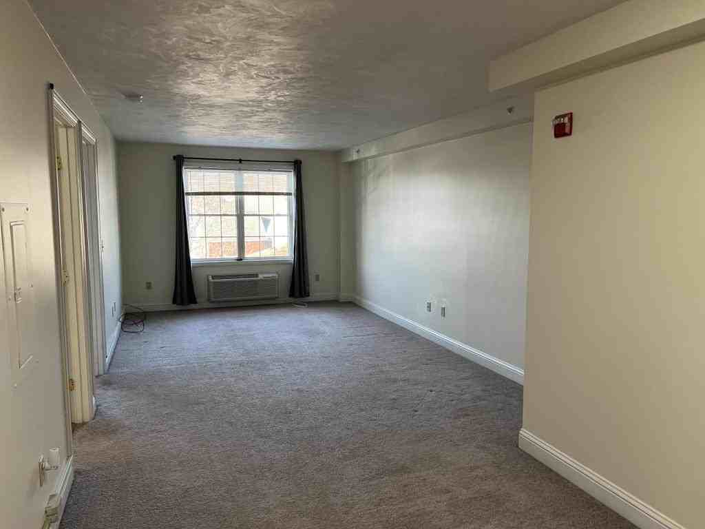 12 Pratt St #306 - Photo 6 of 16