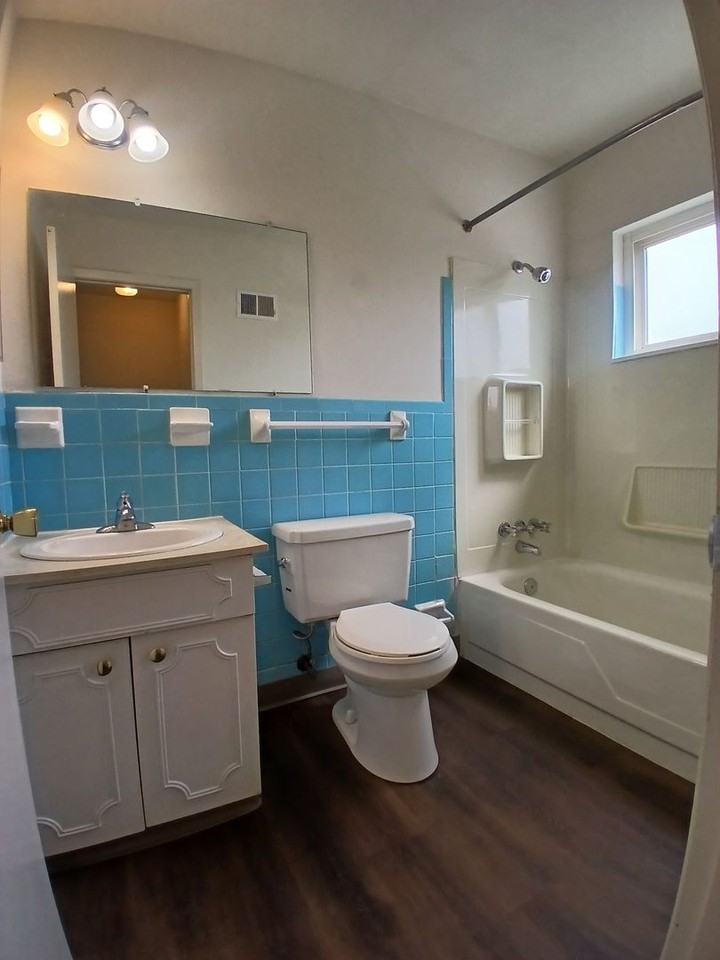 Yorktowne Apartments - Photo 7 of 21