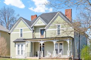 featured image of 117 Marion St