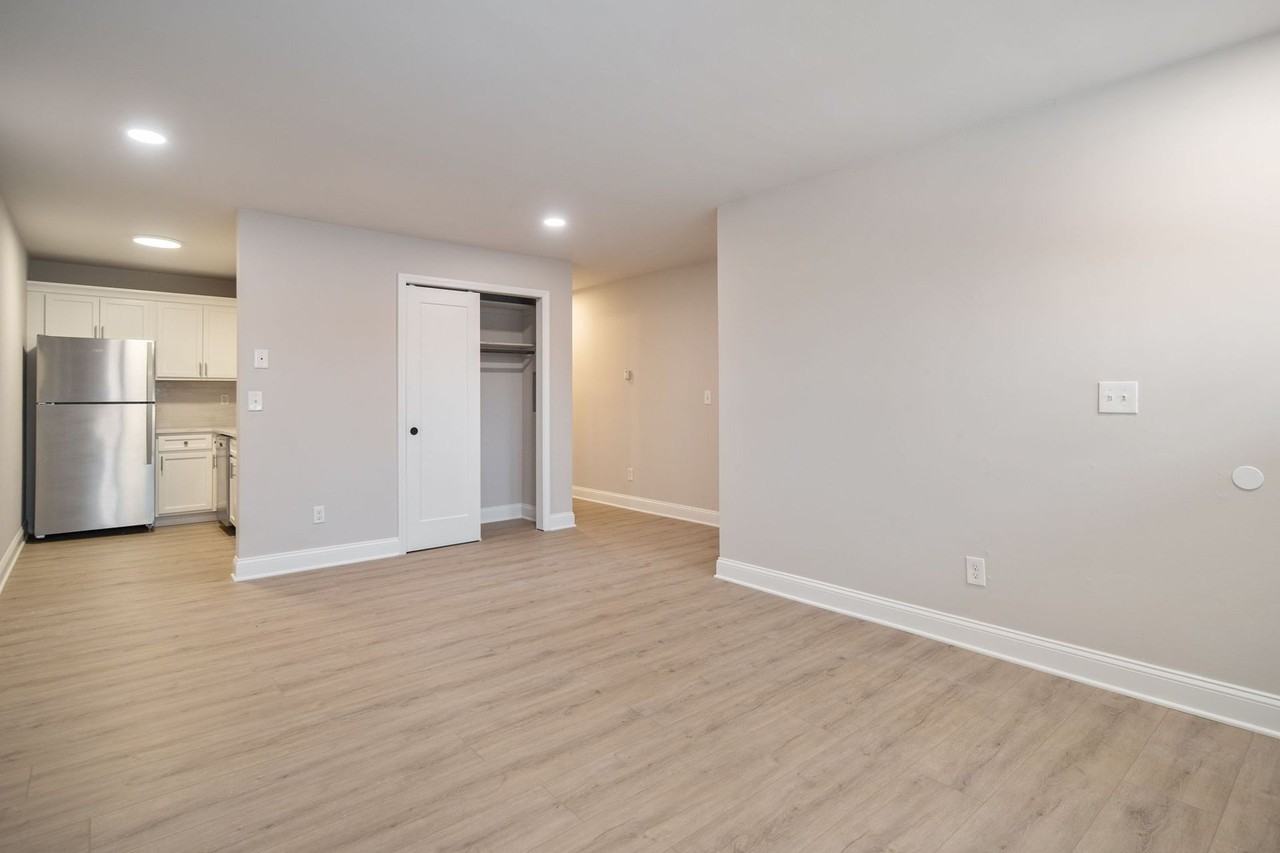 Burdeck Street Apartments - Photo 6 of 41