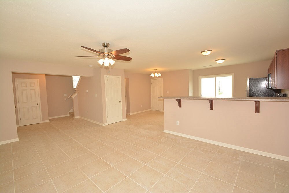 2363 Bristol Dr - Photo 5 of 16
