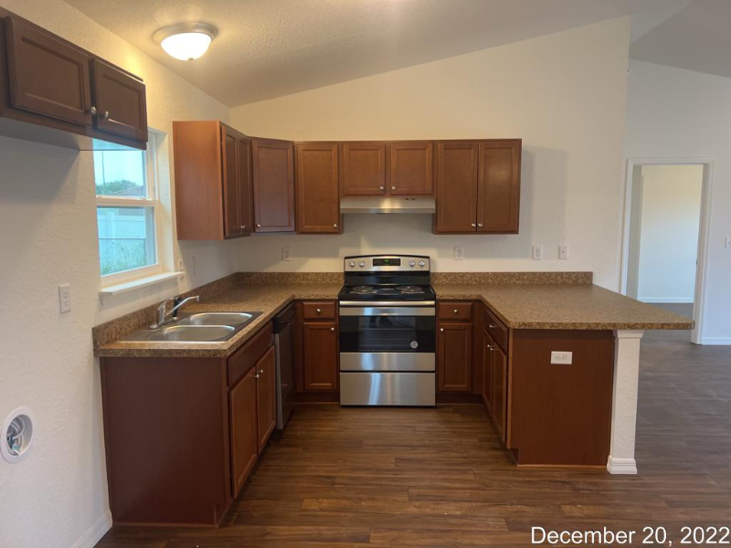 56 Cypress Rd - Photo 2 of 18