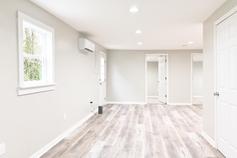 207 Water St - Photo 2 of 24