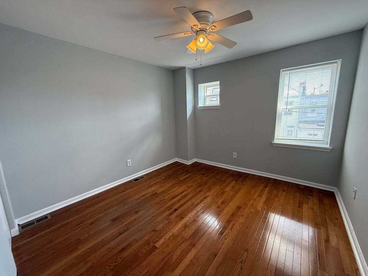 27 N Curley St - Photo 6 of 19