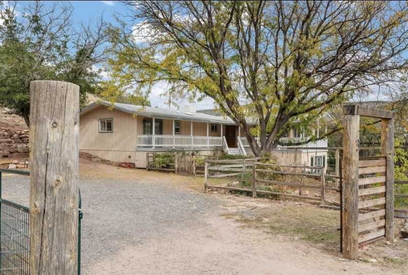 3 Gringo Gulch Rd - Photo 3 of 14