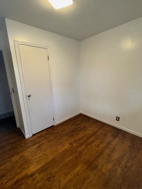 820 Chelsea Dr - Photo 3 of 8