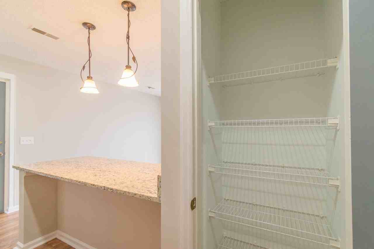 6112 Meadow Rose Ln - Photo 3 of 33