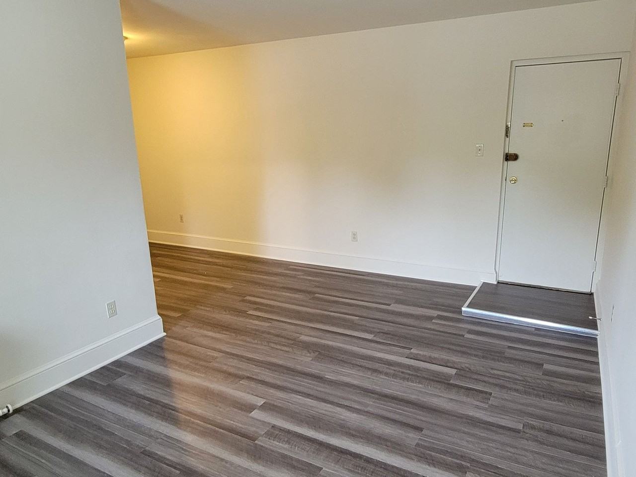 4703 N. 20th Road - Photo 2 of 11