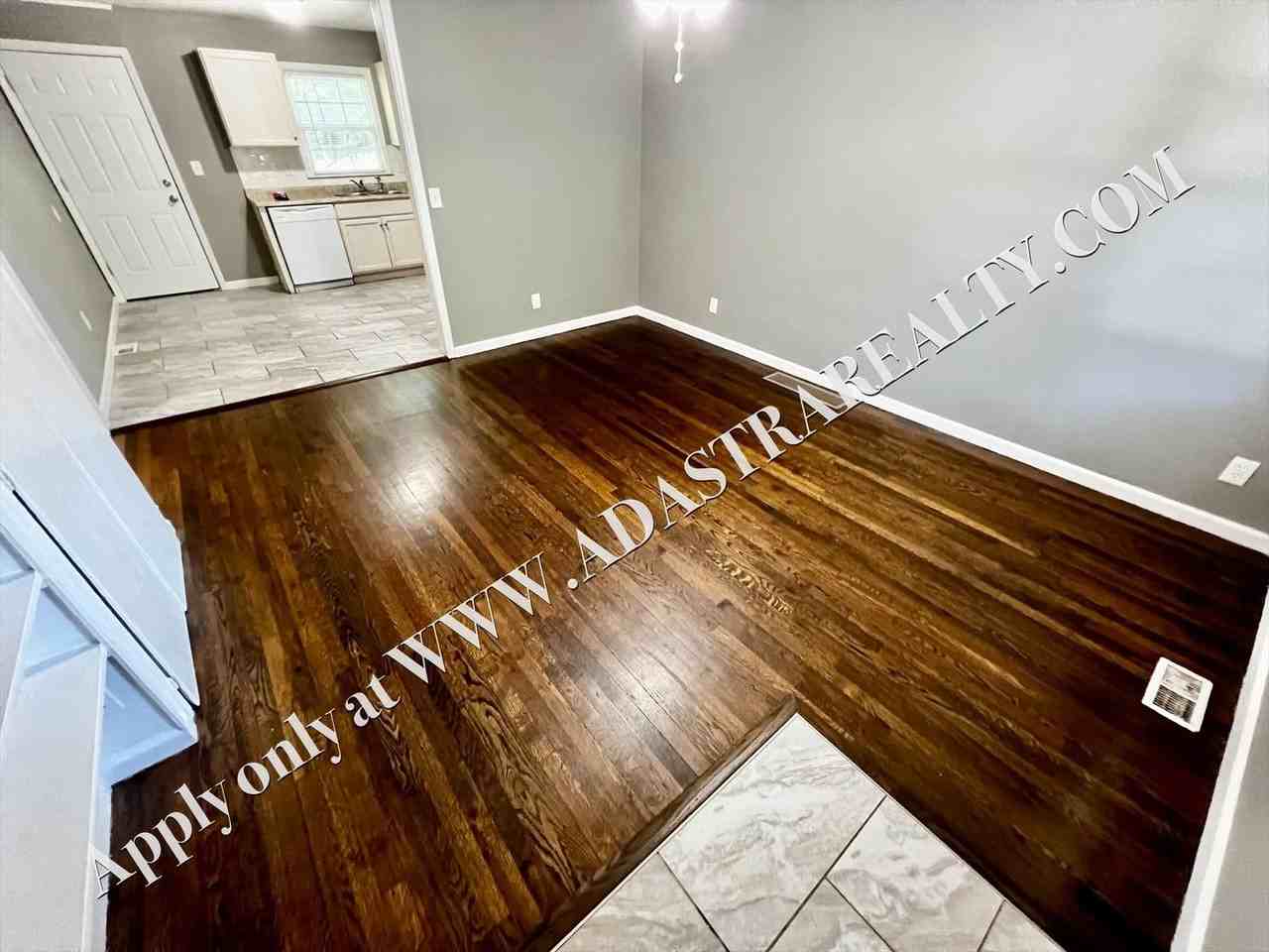 1019 1/2 S Glenwood Ave - Photo 3 of 12