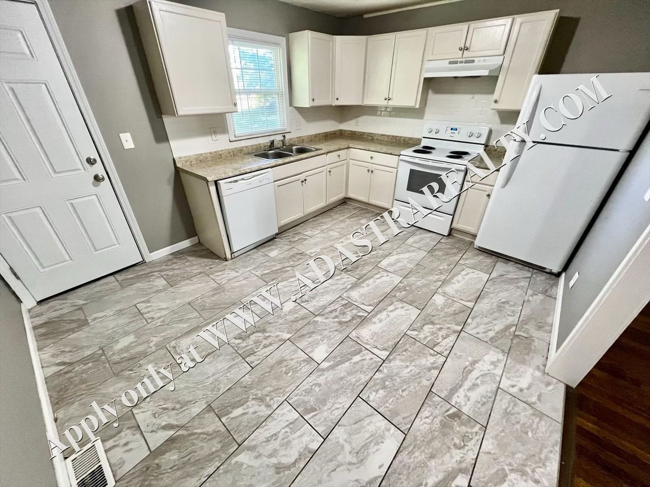 1019 1/2 S Glenwood Ave - Photo 5 of 12