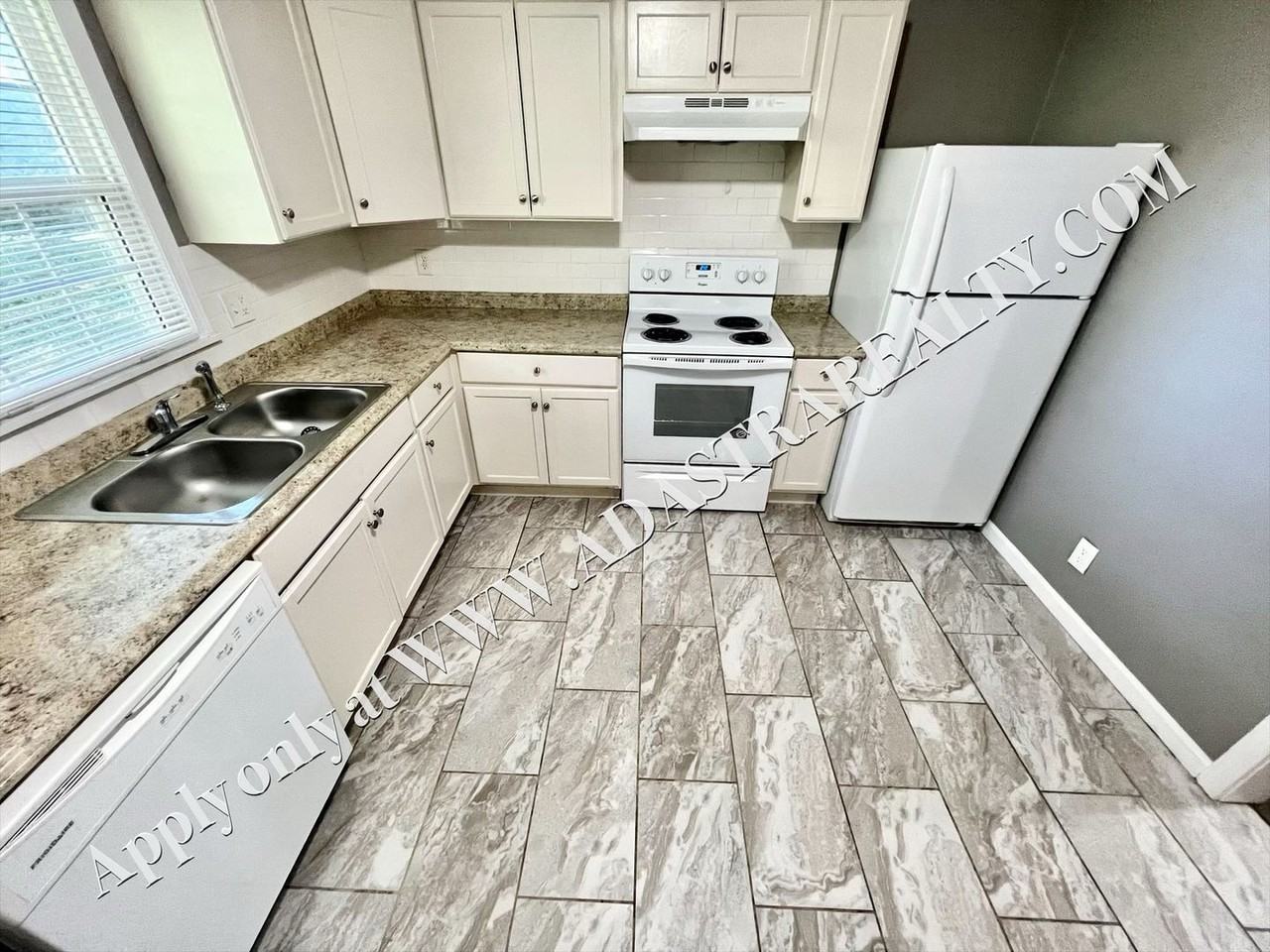 1019 1/2 S Glenwood Ave - Photo 6 of 12