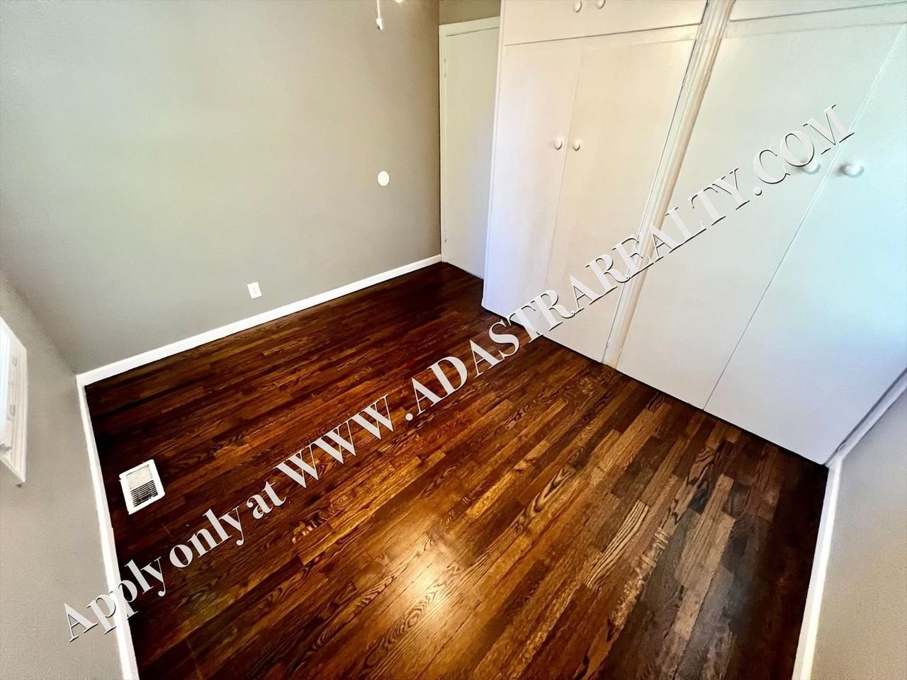 1019 1/2 S Glenwood Ave - Photo 7 of 12