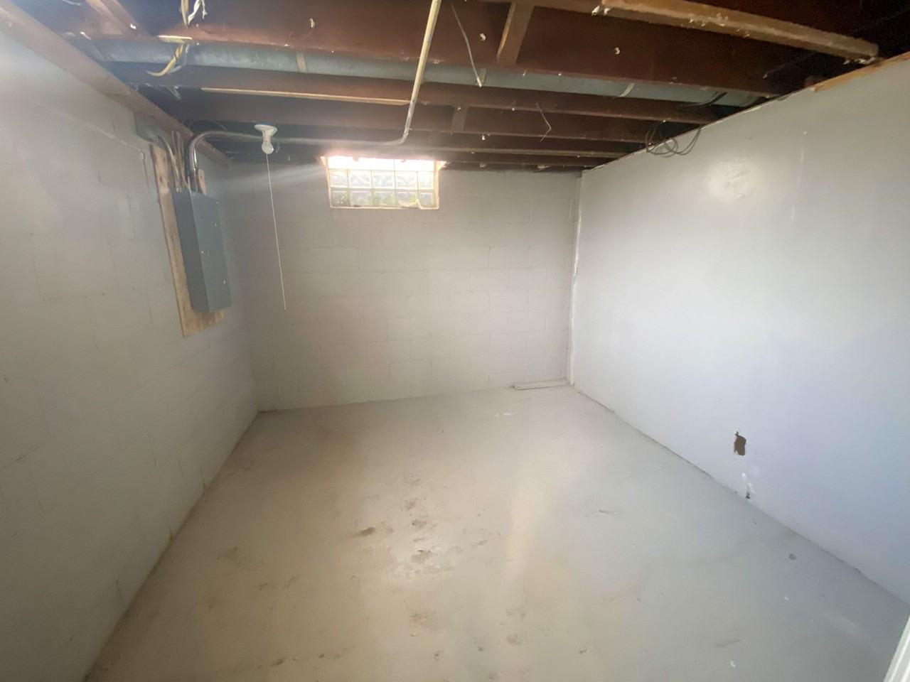 4041 N 45th St - Photo 3 of 13