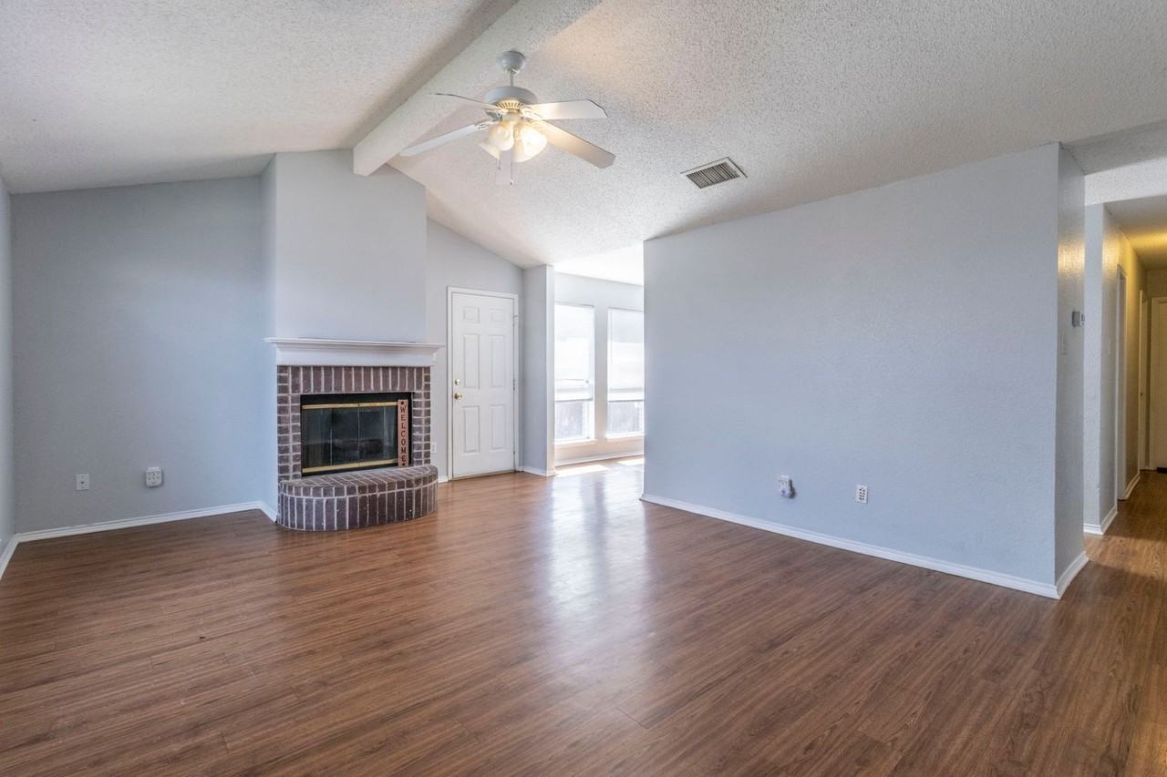 6433 Riverwater Trl - Photo 2 of 16