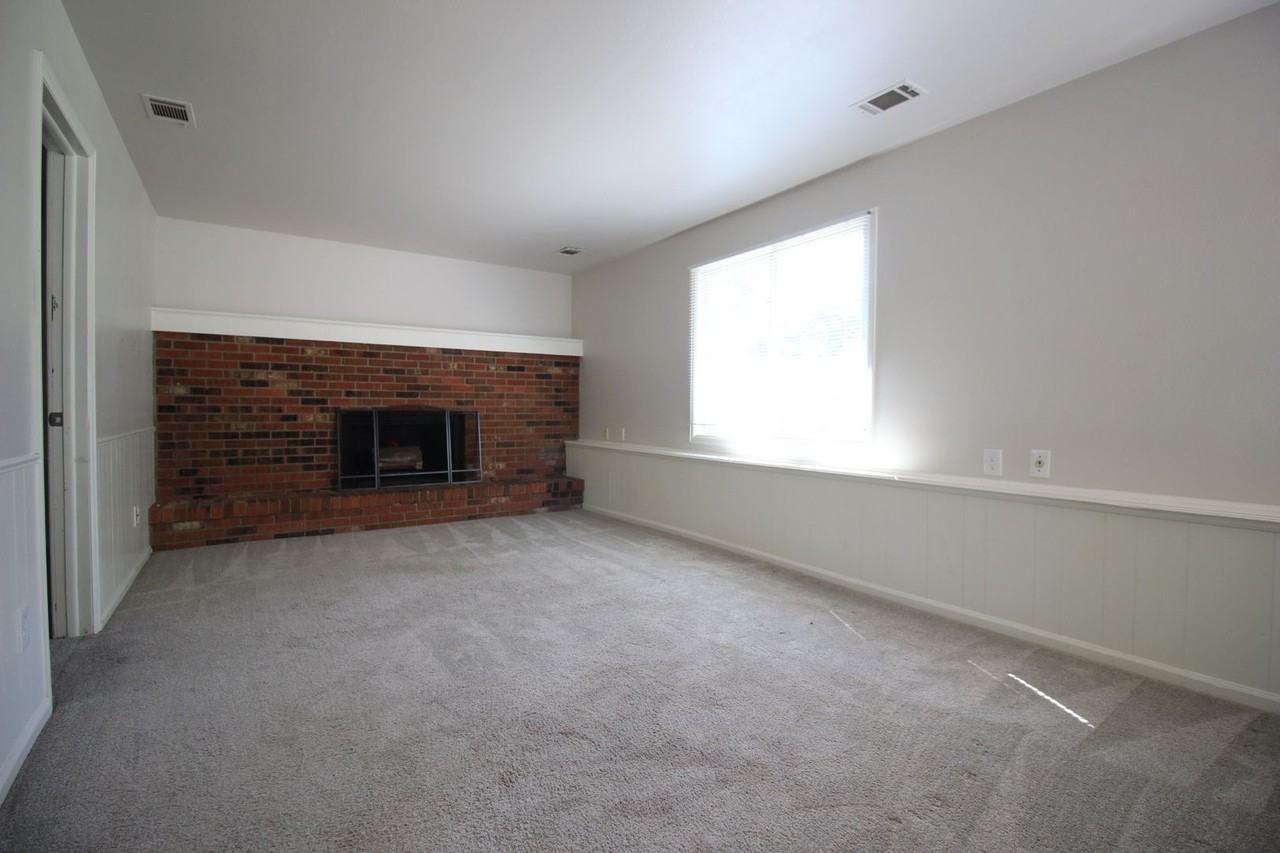 1617 E Pitkin St - Photo 5 of 13