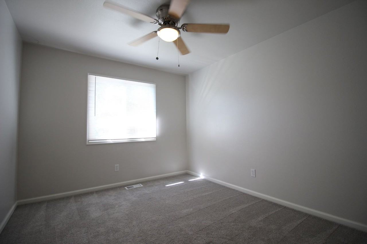 1617 E Pitkin St - Photo 7 of 13