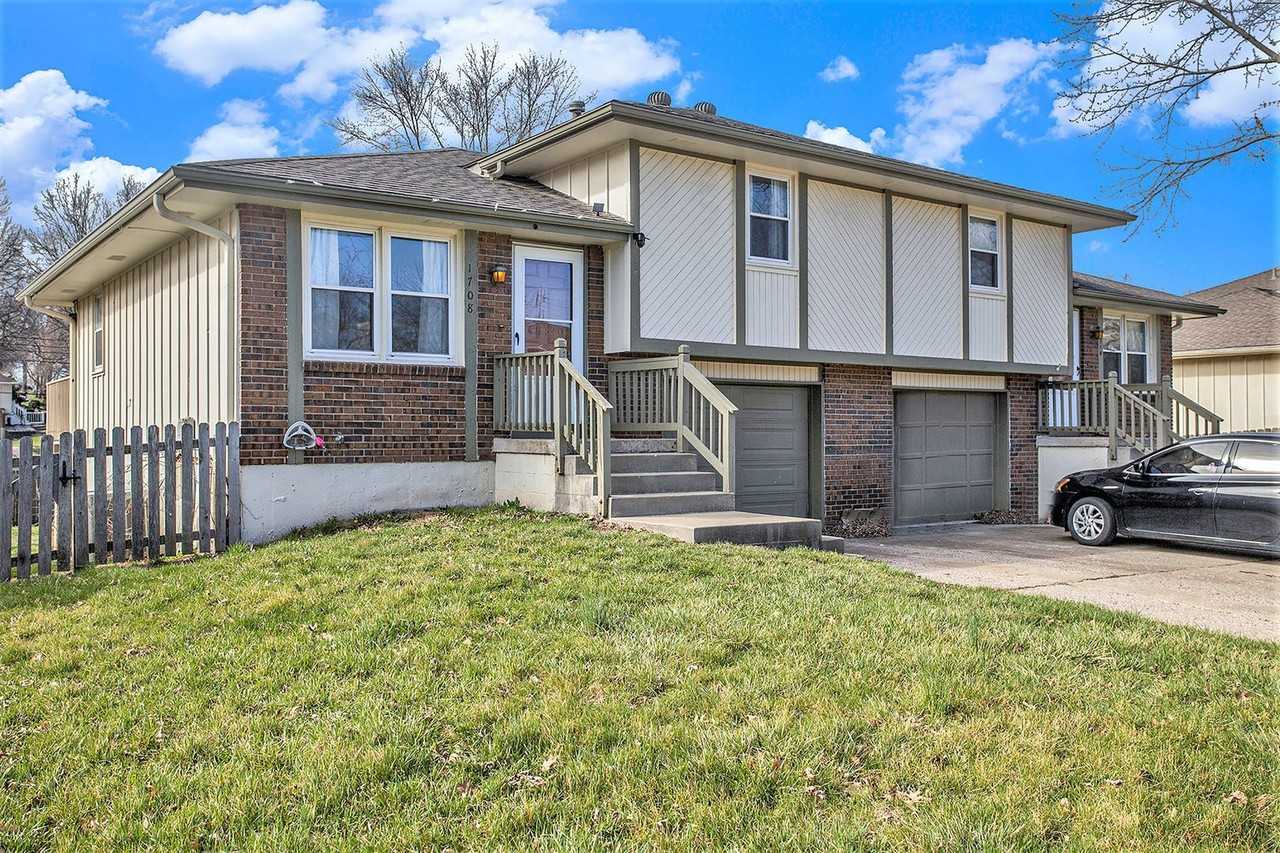 1708 Sw Sunset St - Photo 2 of 22