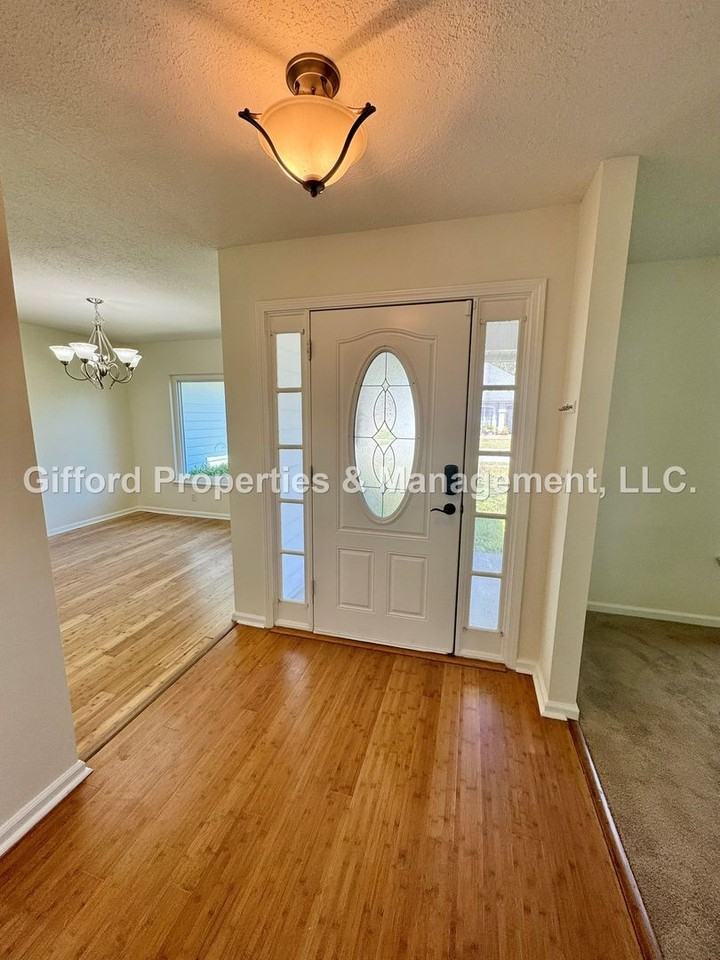 12288 Harbor Winds Dr N - Photo 2 of 22