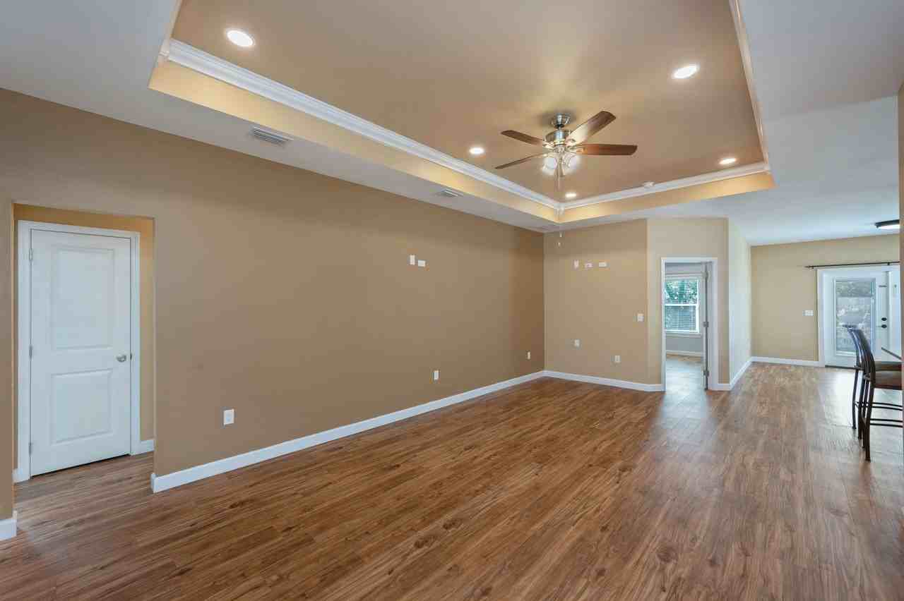 1596 26th St - Photo 6 of 42