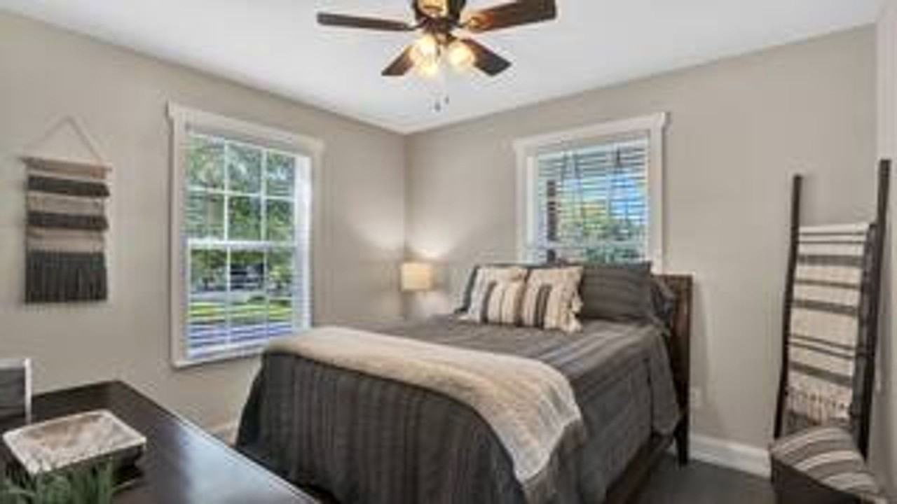 1320 Highland Ave Nw - Photo 4 of 12