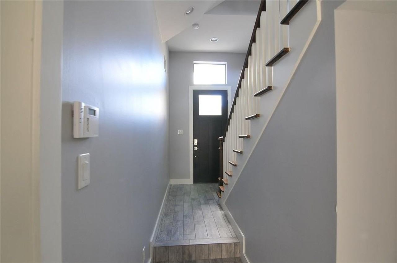 1410 Ruthven St - Photo 3 of 27