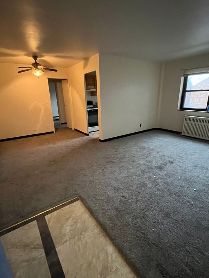 280 East 38th St - Photo 2 of 8