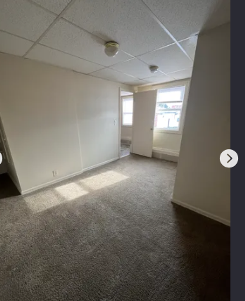 2814 State St - Photo 5 of 6