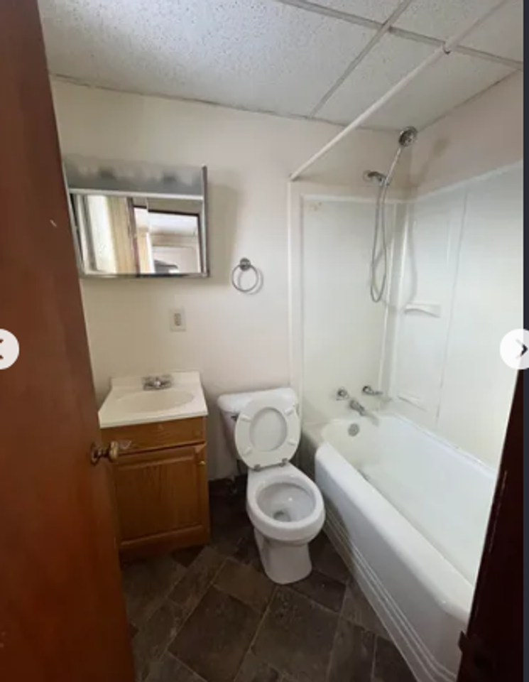 2814 State St - Photo 6 of 6