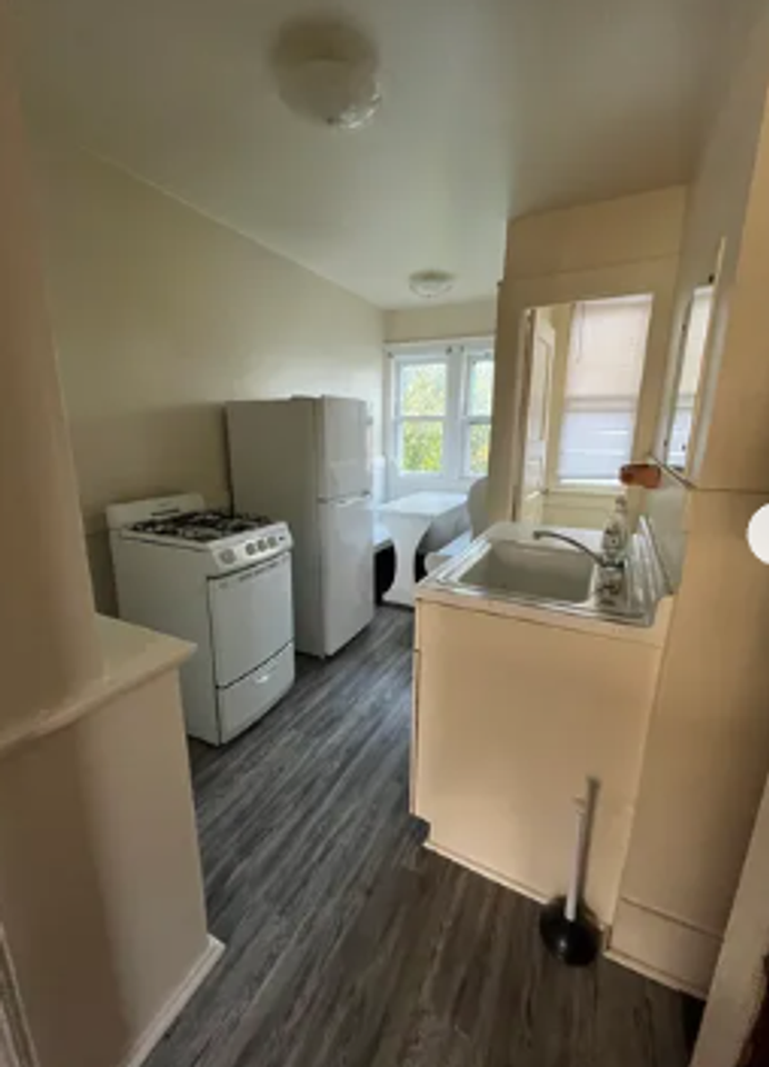 361 West 22nd St - Photo 2 of 4