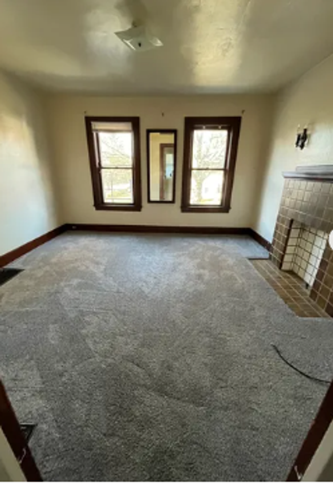 361 West 22nd St - Photo 3 of 4