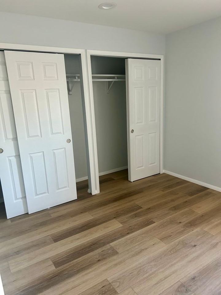 715 -777 Washtenaw - Photo 3 of 30