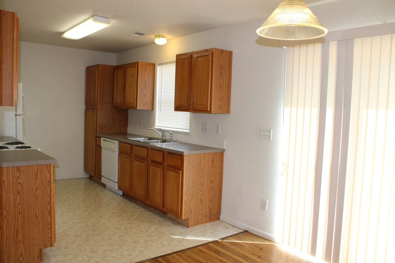 802 Waterglen Dr Unit K48 - Photo 6 of 19