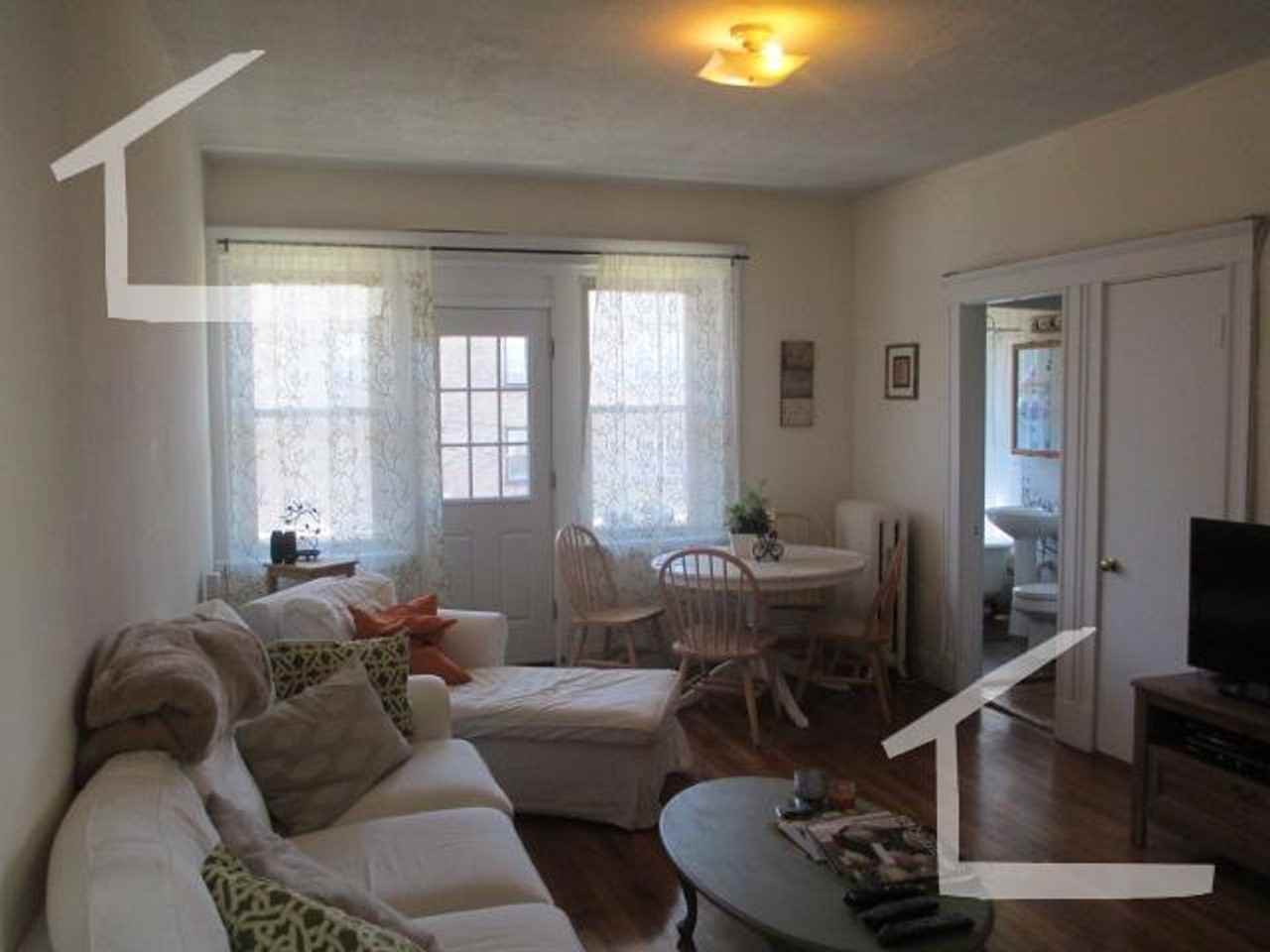 264 Kelton St - Photo 3 of 12