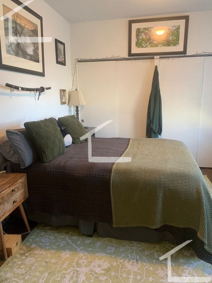 264 Kelton St - Photo 7 of 12