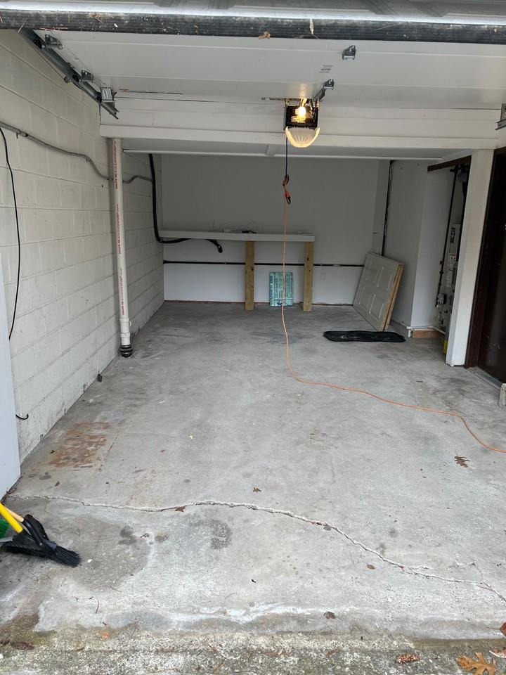 77 Elsmere Ave #1 - Photo 3 of 8