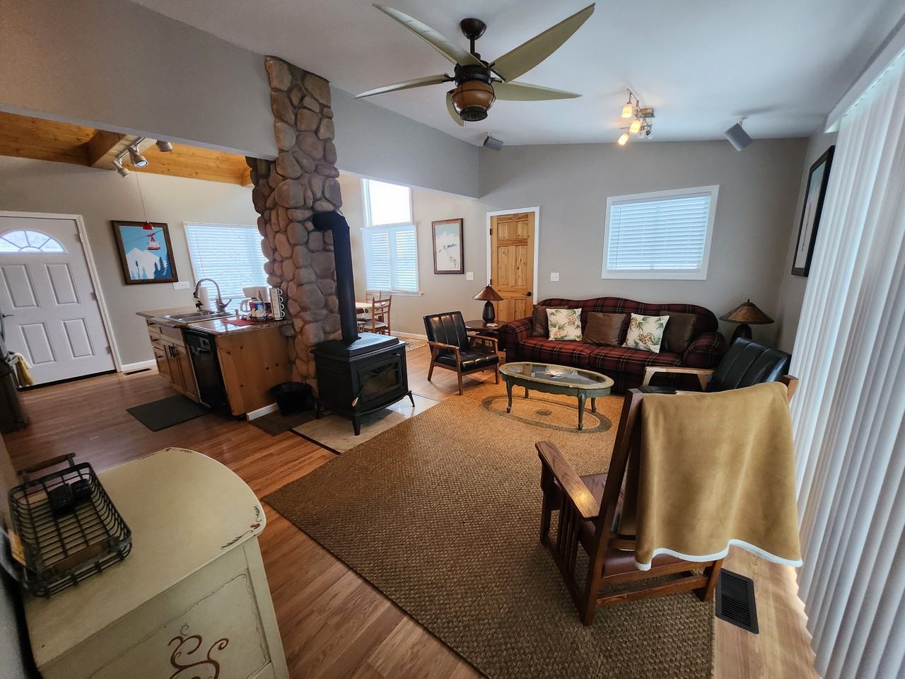 1201 2nd St #NA - Photo 2 of 16