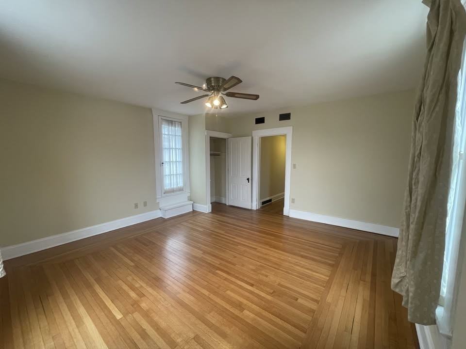 325 S Plum St #2 - Photo 4 of 9