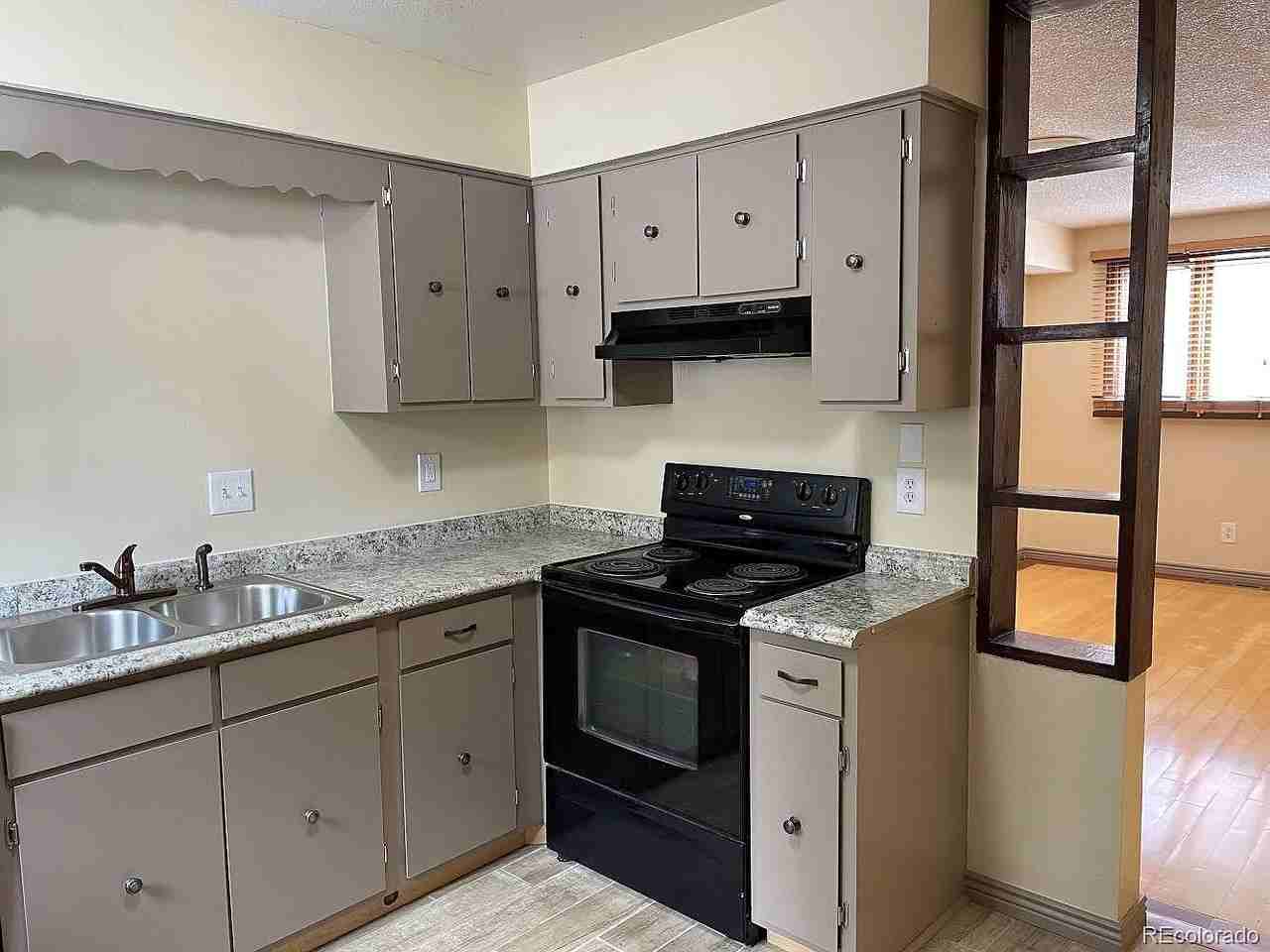 103 Empire West Rd #DA42 - Photo 2 of 12