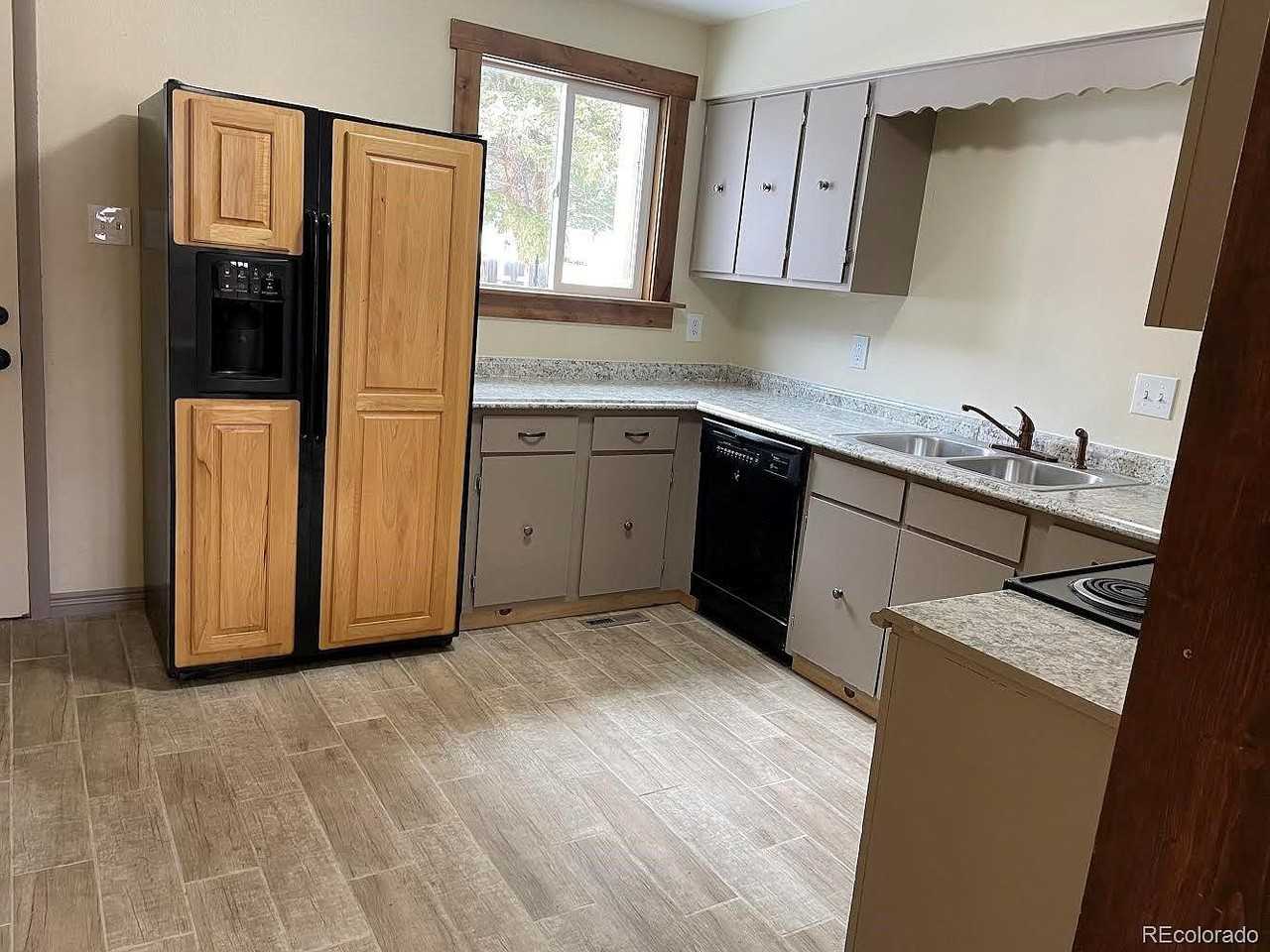 103 Empire West Rd #DA42 - Photo 3 of 12