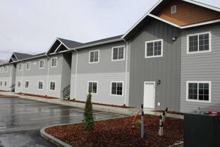 665 Heyburn Ave W - Photo 1 of 1