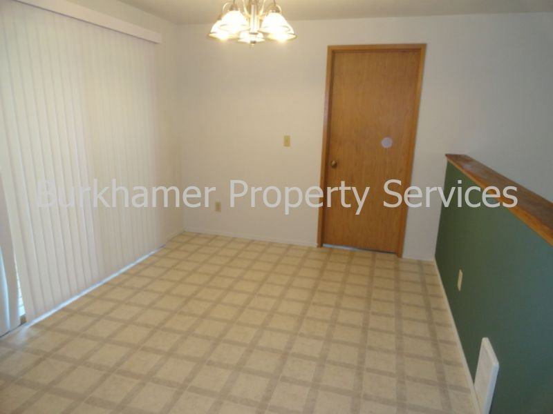 106 Cedarwood Dr - Photo 6 of 16