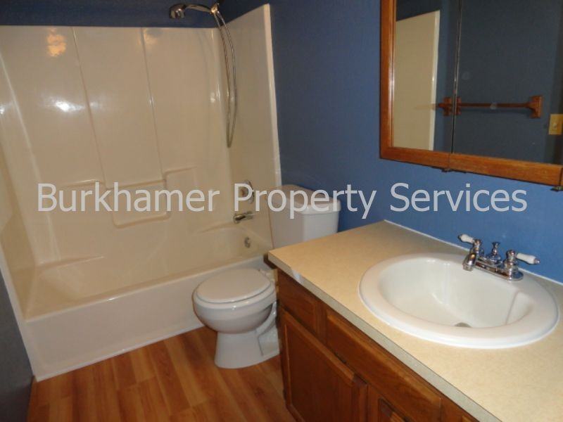 106 Cedarwood Dr - Photo 7 of 16