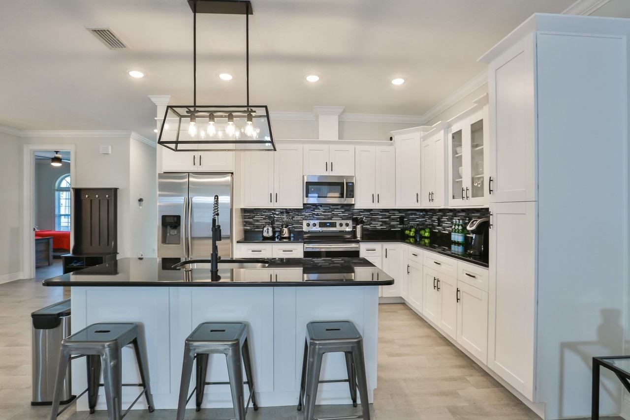 209 W Amelia Ave #A - Photo 7 of 20