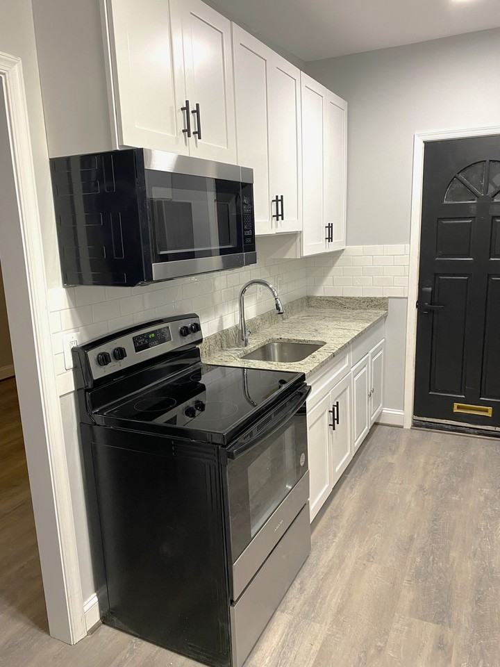 2103 Belair Avenue - Photo 2 of 12