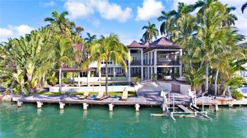 featured image of 14 W San Marino Dr