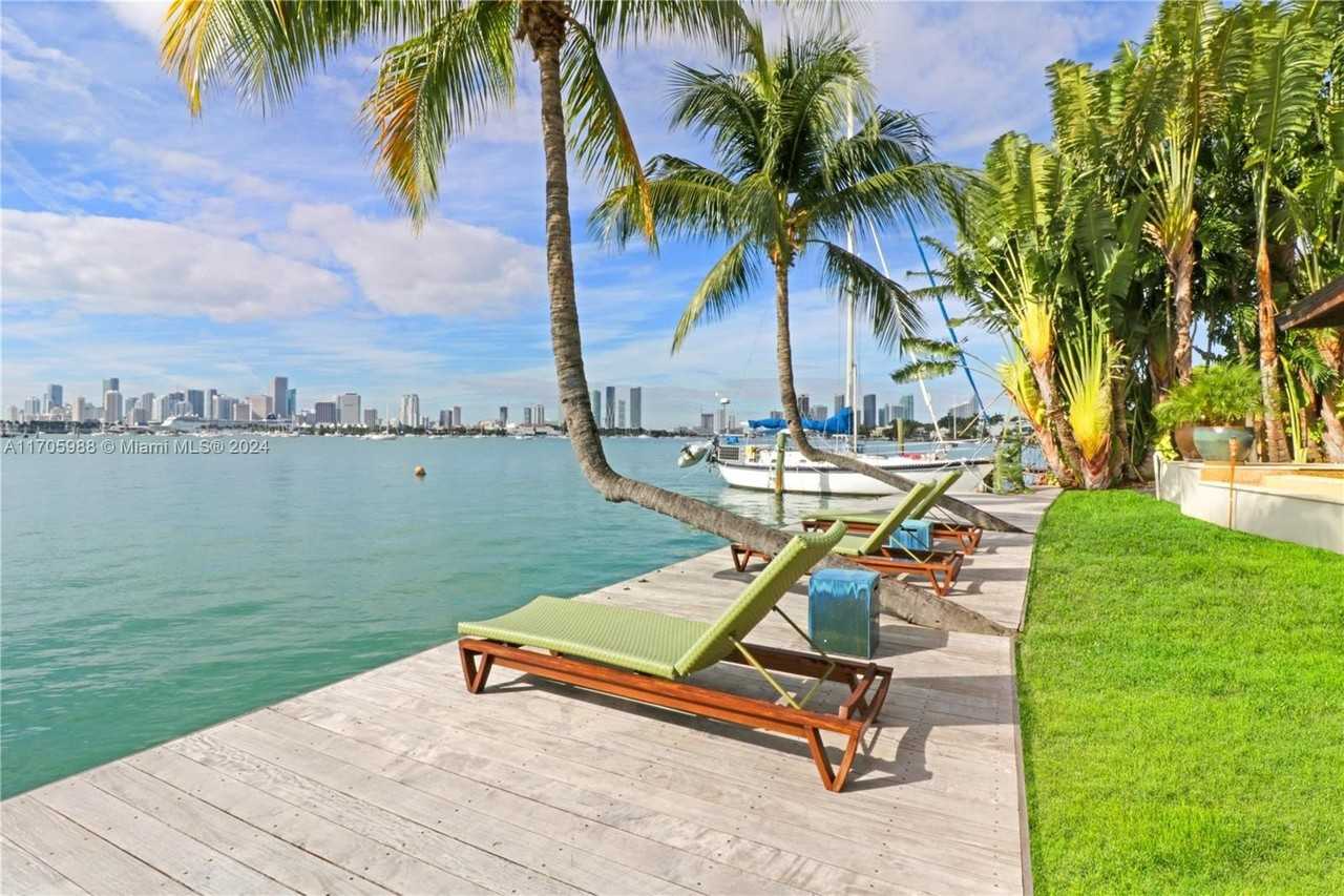 14 W San Marino Dr - Photo 7 of 24